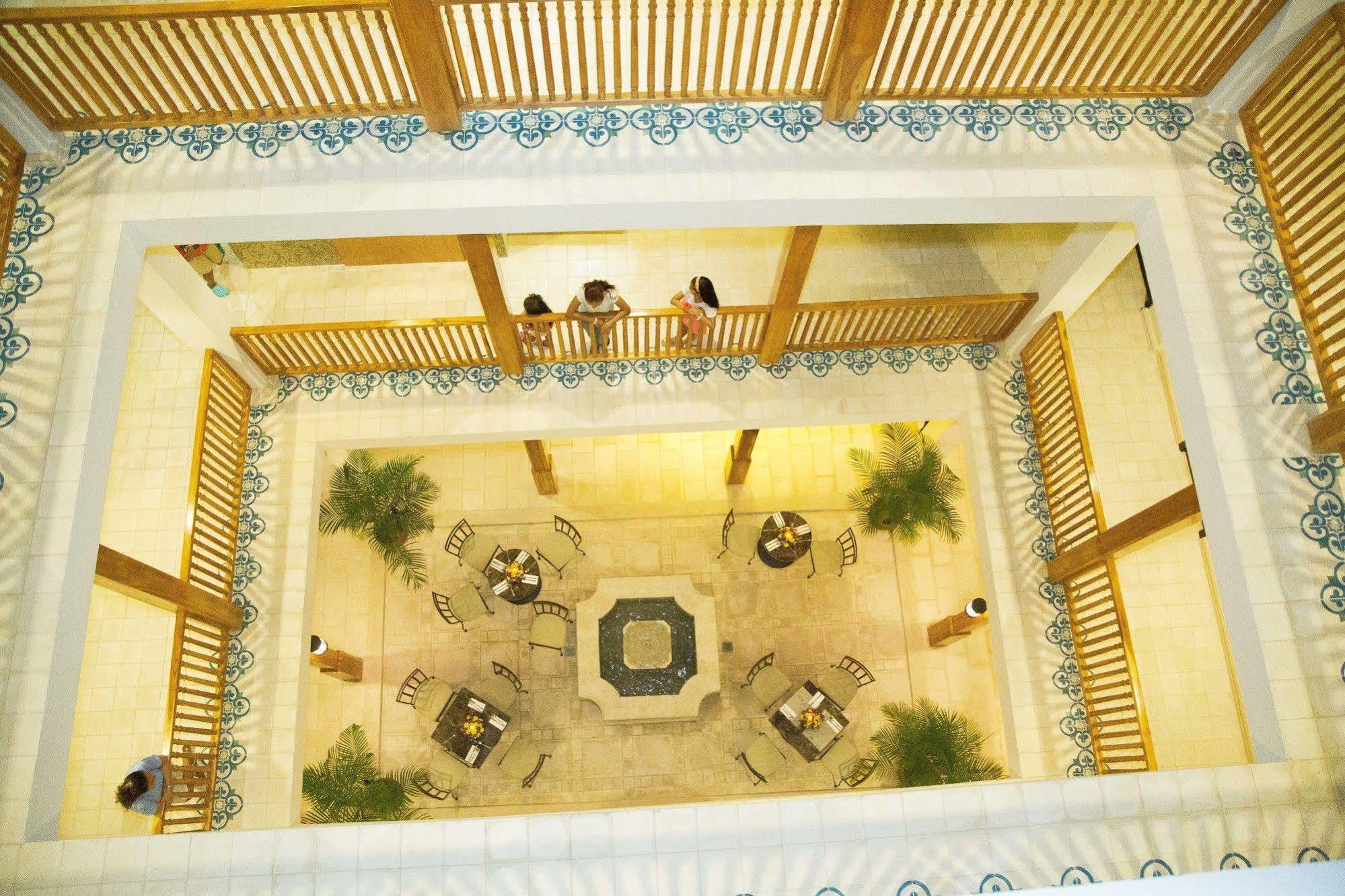 Hotel Presidente Las Tablas Exteriör bild